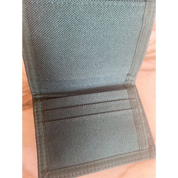 Vintage 1980s Green Microfiber Trifold Wallet Hook & Look Closure - Picture 3 of 5